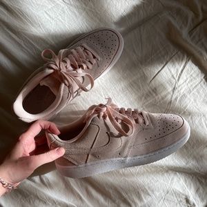Nike A’1s pink suede (W8.5)